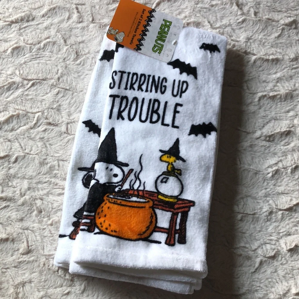 Peanuts Halloween Kitchen Towels — STIRRING UP TROUBLE